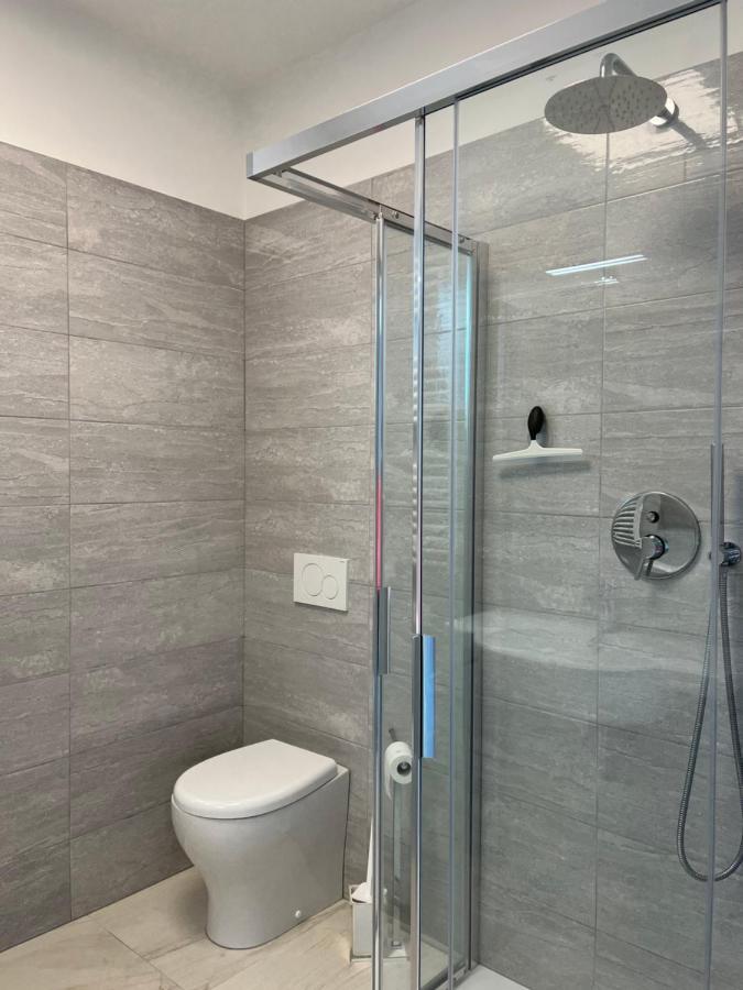 Agua Apartment With Beach Included 리도 디 예솔로 외부 사진