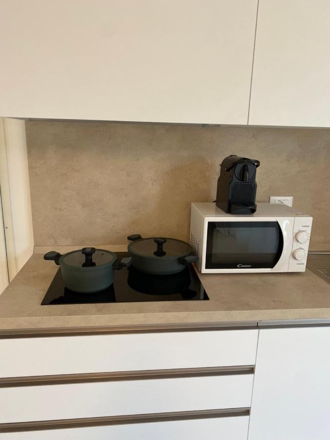 Agua Apartment With Beach Included 리도 디 예솔로 외부 사진